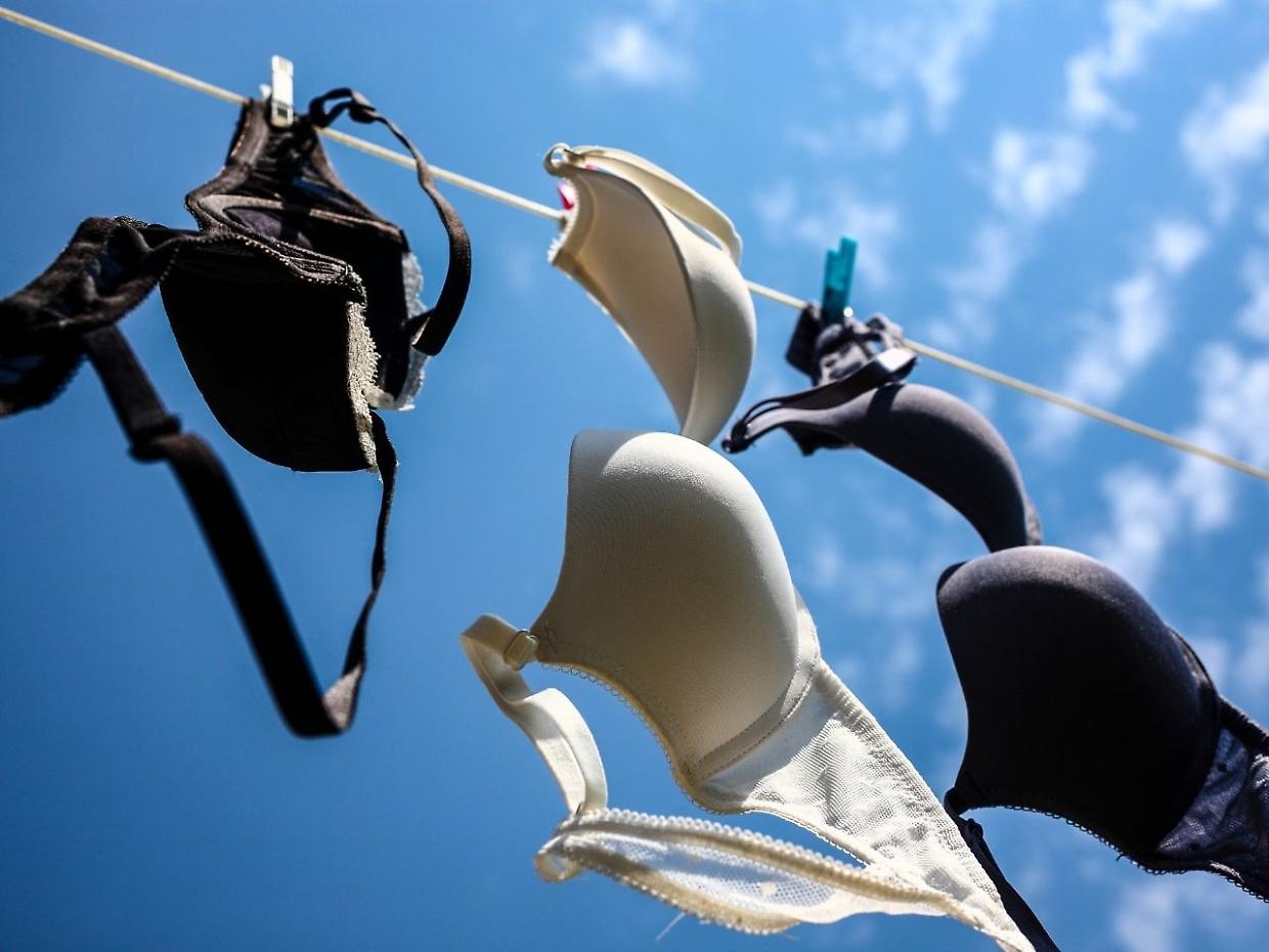 No Bra Day: il 13 ottobre si celebra la libertà e la prevenzione del tumore al seno