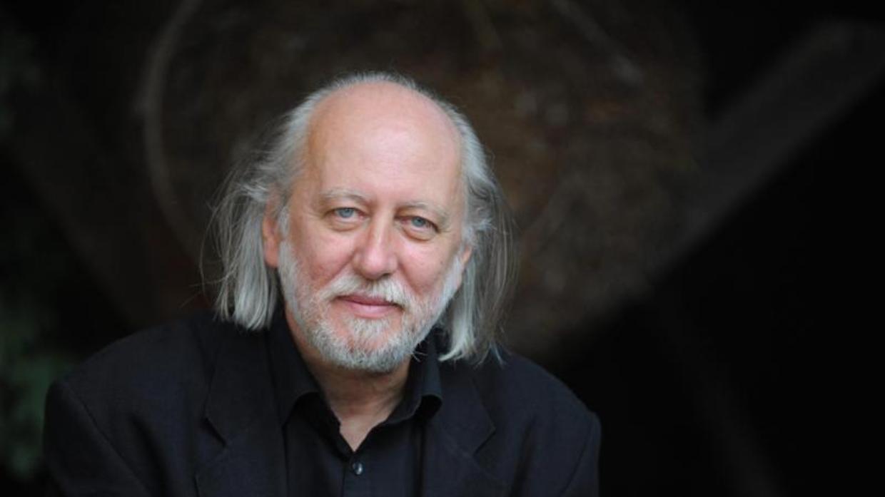 Il Premio Nobel per la letteratura annuncia l’addio alla scrittura: l’ultimo libro nel 2026