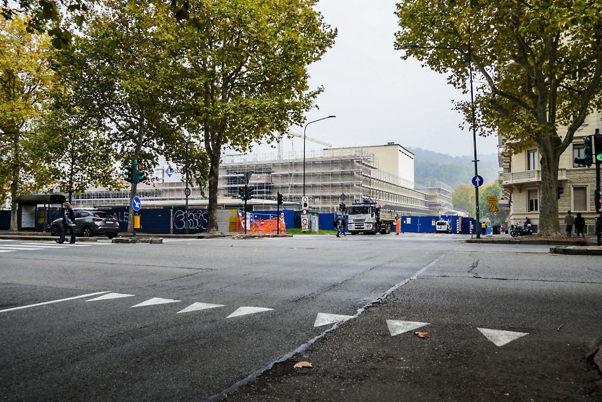 Stop alle svolte e un nuovo impianto semaforico per "sturare" San Salvario