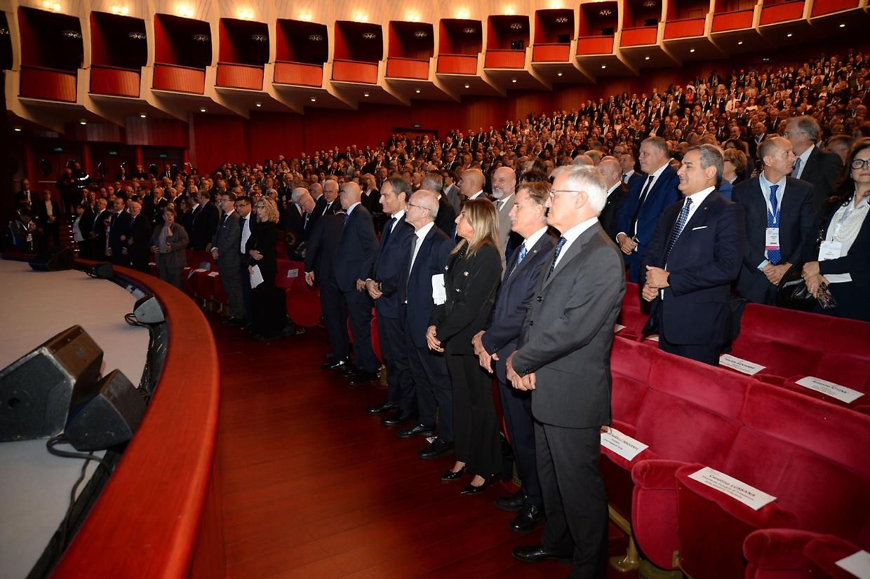 "L'intelligenza artificiale non dimentica", e questo è un rischio, gli avvocati si adoperano
