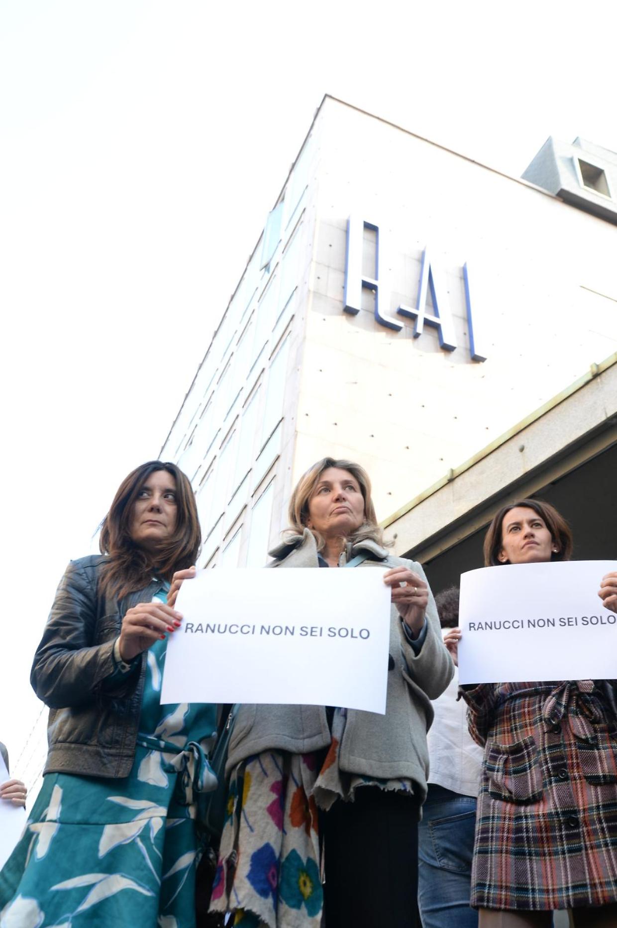"Ranucci non sei solo": il presidio sotto la Rai