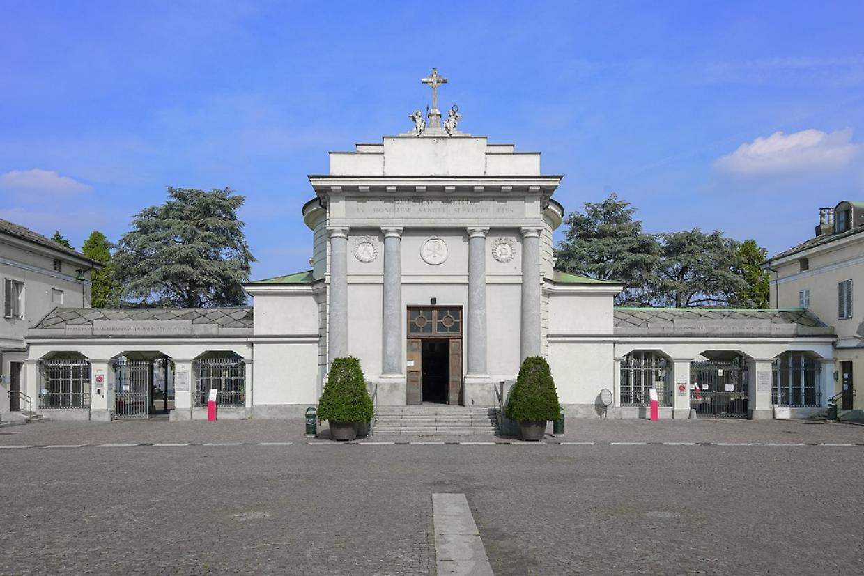 Torino, celebrazioni e servizi nei cimiteri per la Commemorazione dei defunti