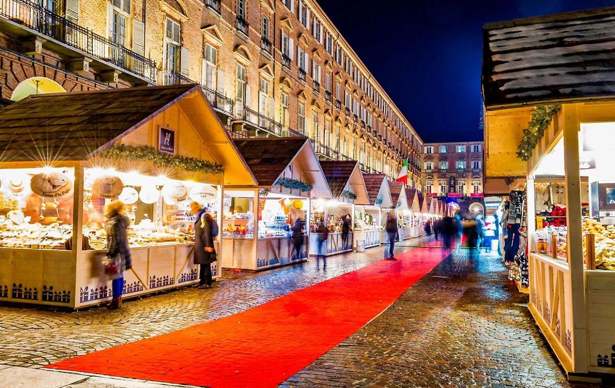 Torino, condannati a 4 anni i “picchiatori” dei mercatini di Natale