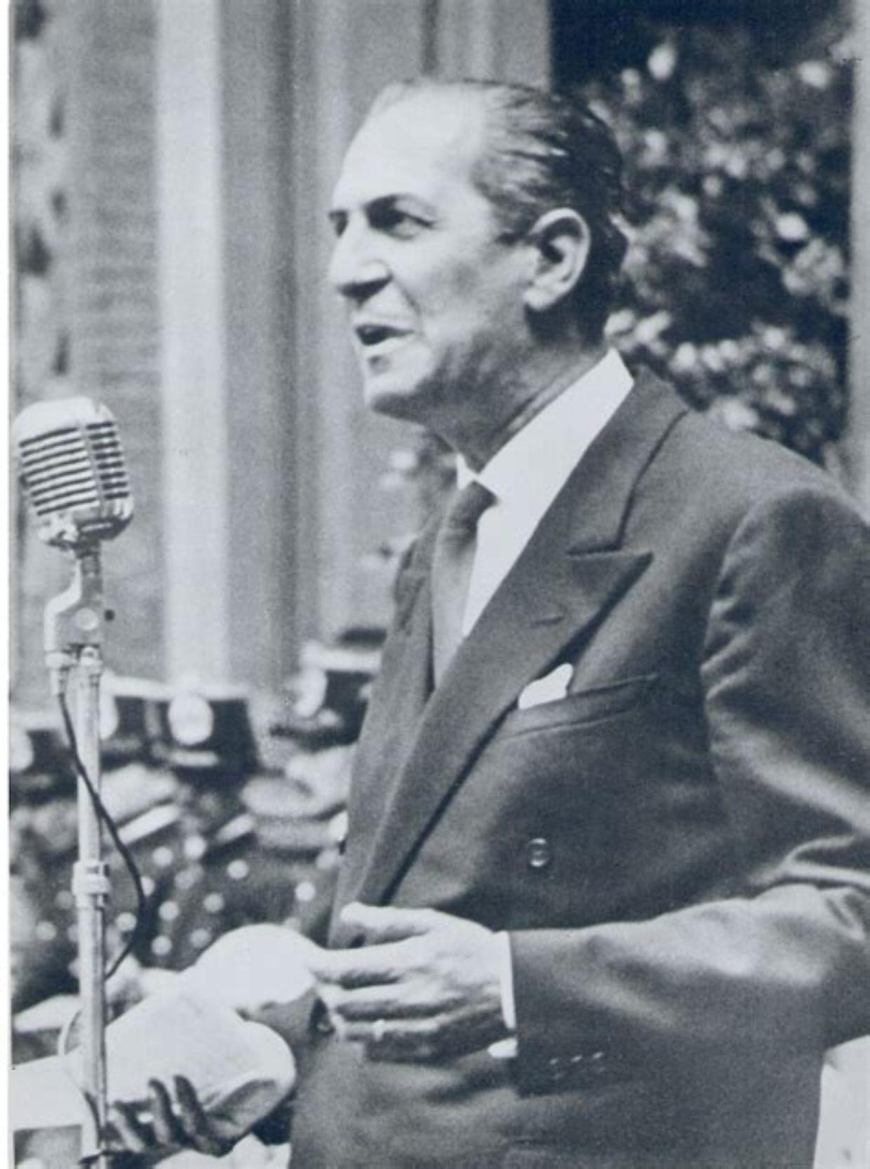 Valdo Fusi e i “Fiori rossi al Martinetto”