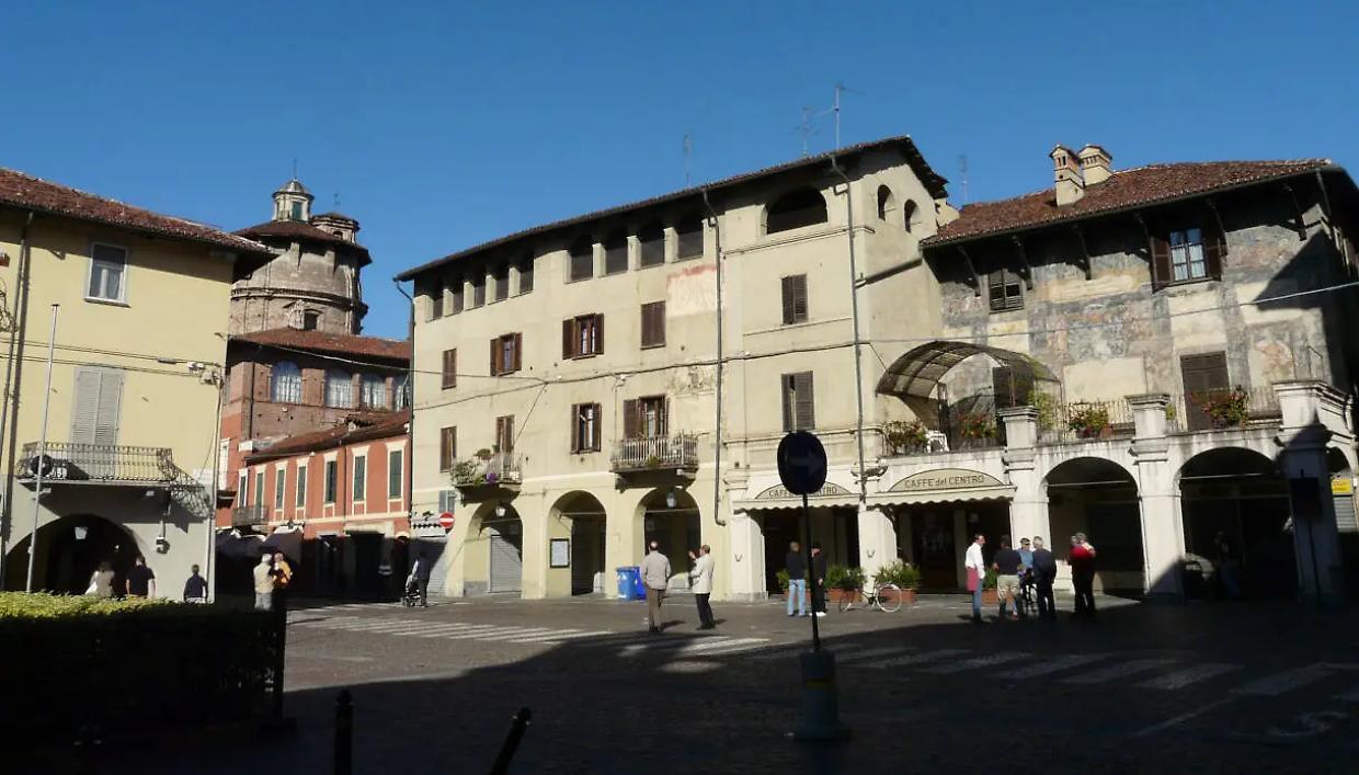 Carmagnola, San Martino accende la città: un giorno tra tradizione, cultura e sapori