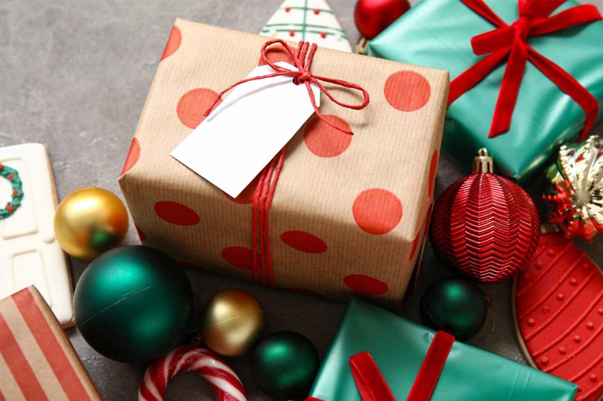 Santena è magia: le cartoline di Natale ridisegnano la città