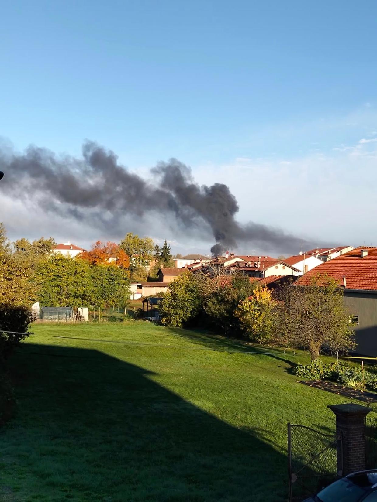 Incendio nello stabilimento Azzurra di Villastellone