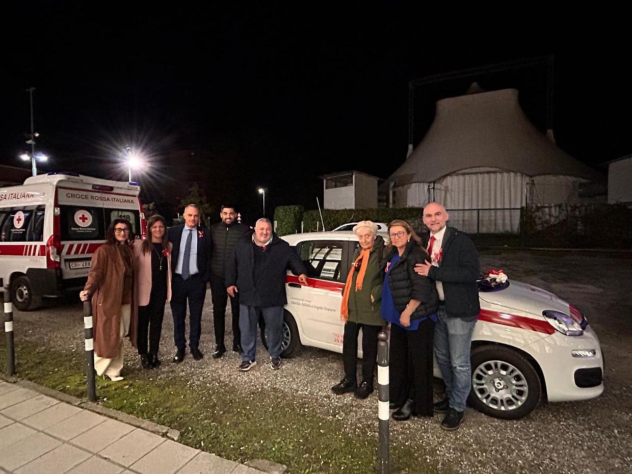 Croce Rossa, donazione straordinaria per Pianezza: un'ambulanza in più per supportare il territorio