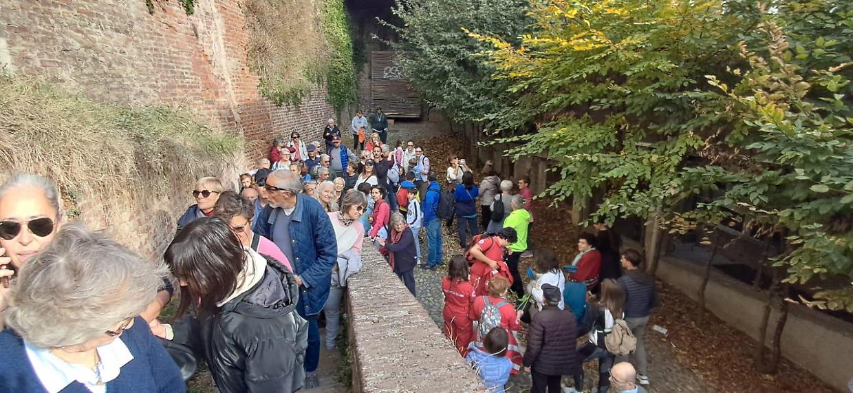 Si chiude al Castello Vagnone l’anno delle “Camminate Dinamiche”: un viaggio tra natura, arte e comunità