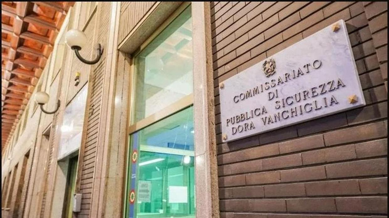 Spaccata in un sushi di corso Belgio: uno dei due ladri si butta nella Dora e gli agenti lo inseguono anche in acqua 