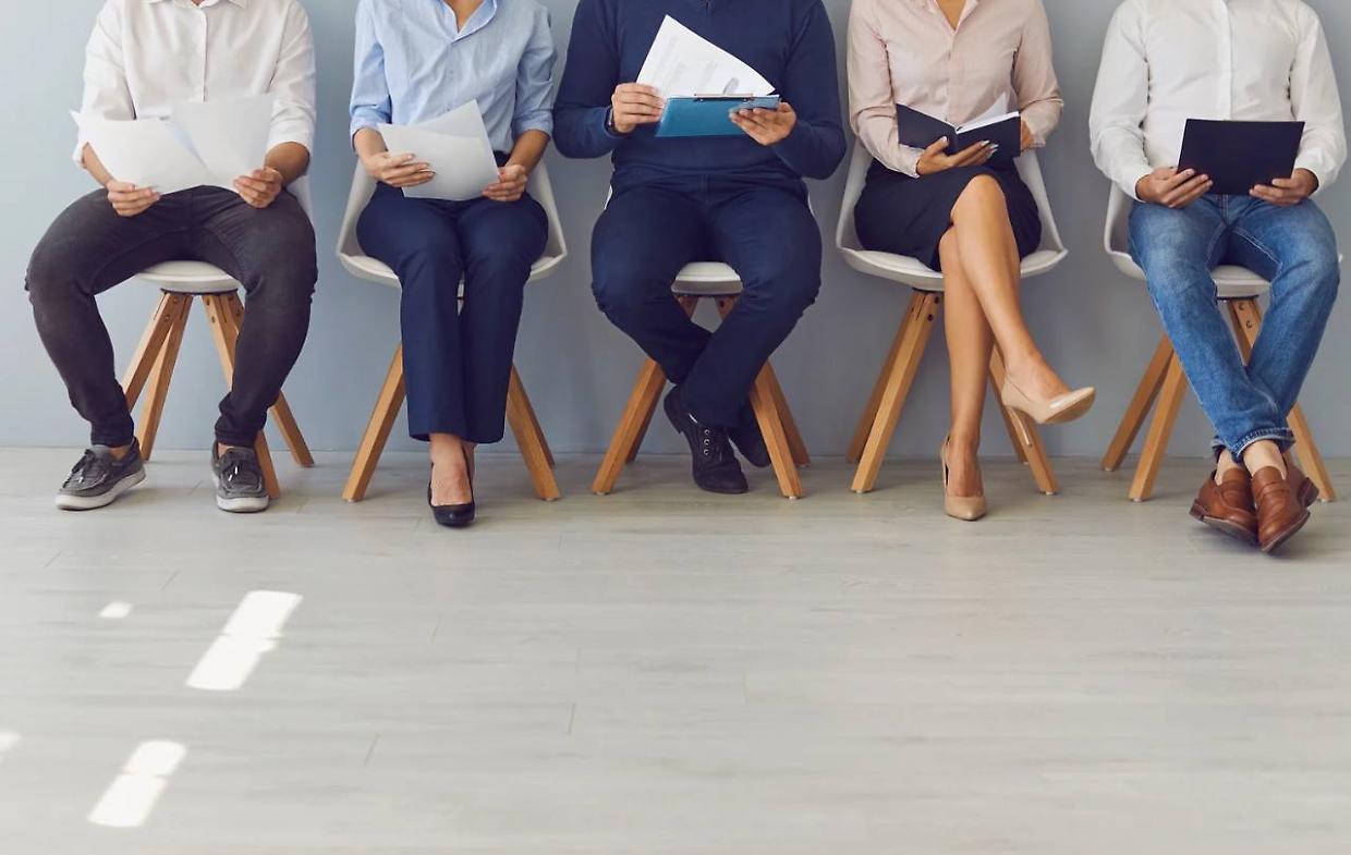 Lavoro: i 5 settori con gli stipendi in maggiore crescita (e quelli che sono rimasti fermi)