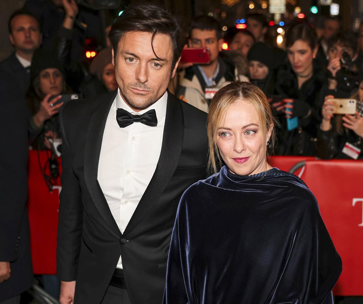 Clamoroso: Giorgia Meloni sposa Andrea Giambruno? La notizia shock di cui si parla (tanto) a Roma