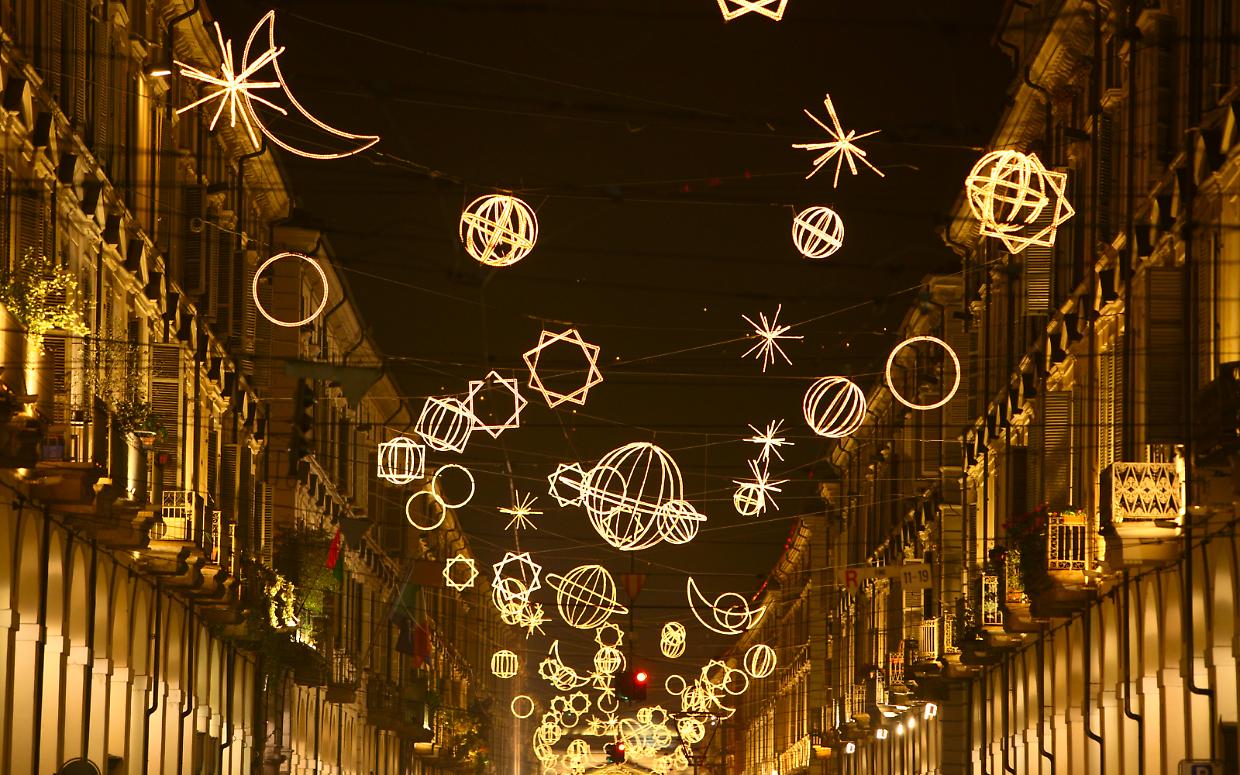 Natale a Torino, mercatini, luci e tradizioni tra piazze storiche e via del centro