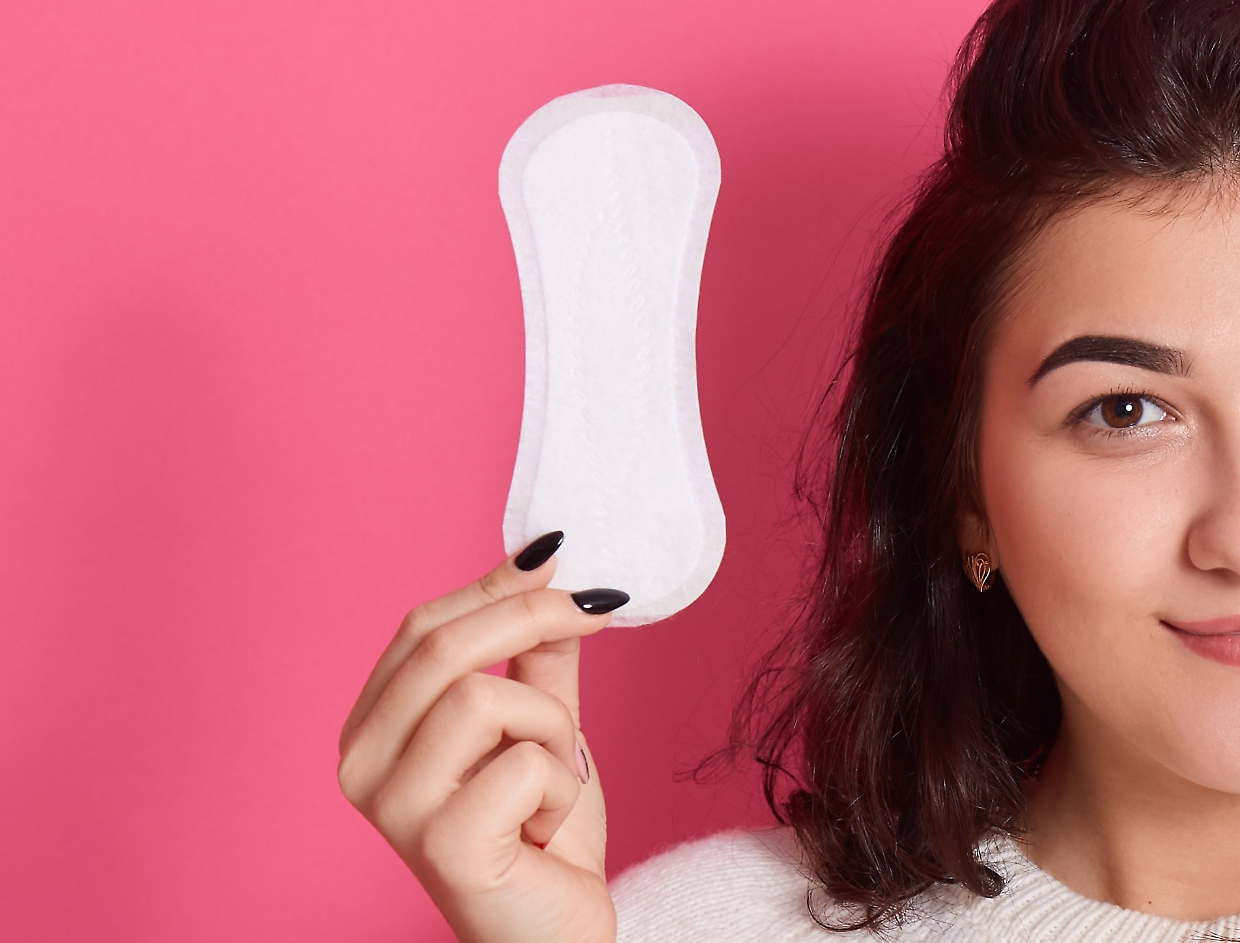 Pino Torinese ha reso disponibili assorbenti gratuiti ed ecosostenibili: ora parte l’indagine per migliorare il servizio