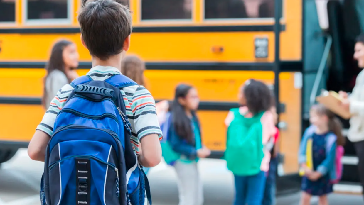 Gite scolastiche a rischio: le nuove regole del Ministero bloccano i viaggi d’istruzione