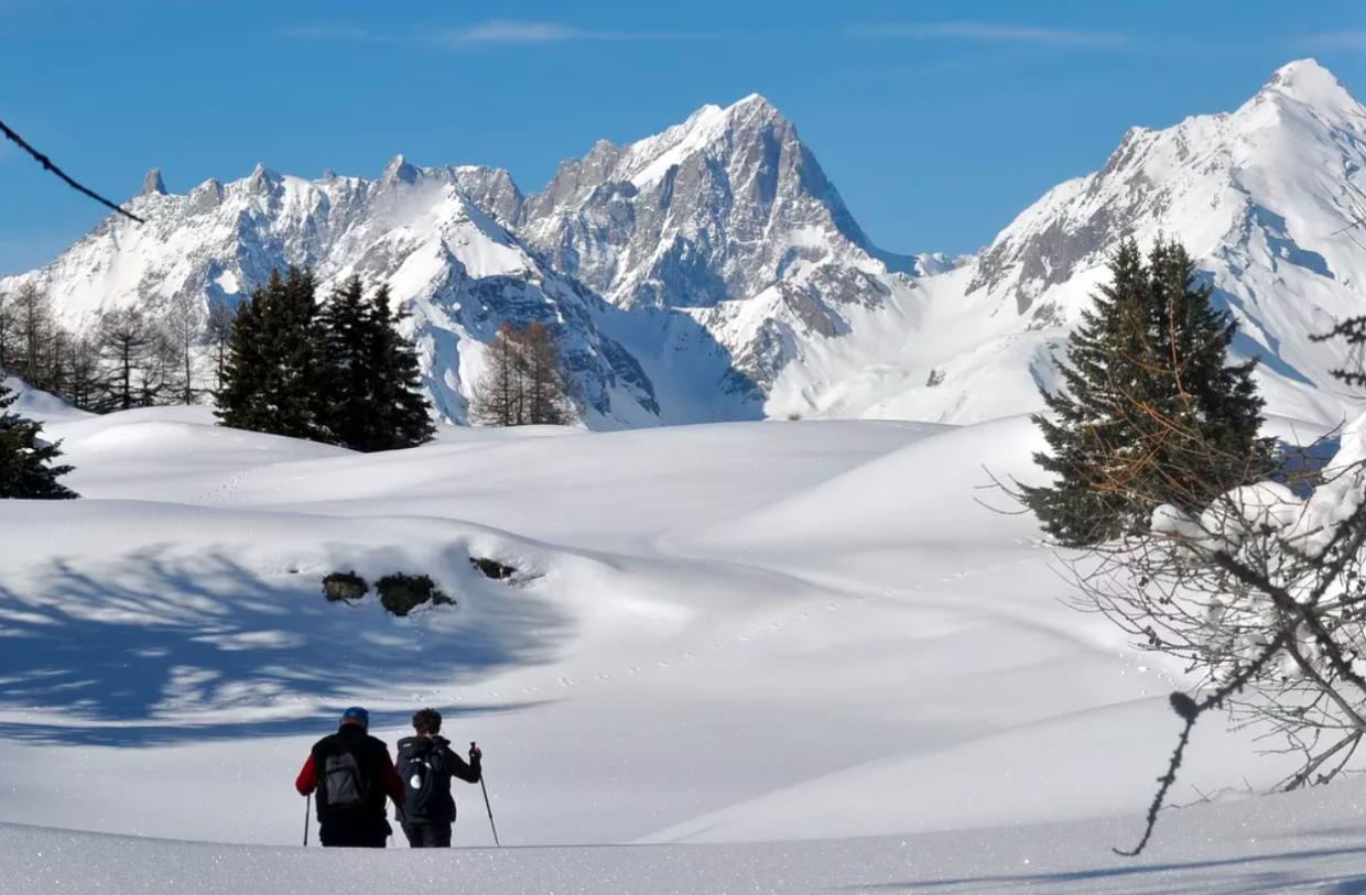 La Valle d’Aosta svela i segreti della neve: piste da brivido e scorci da favola