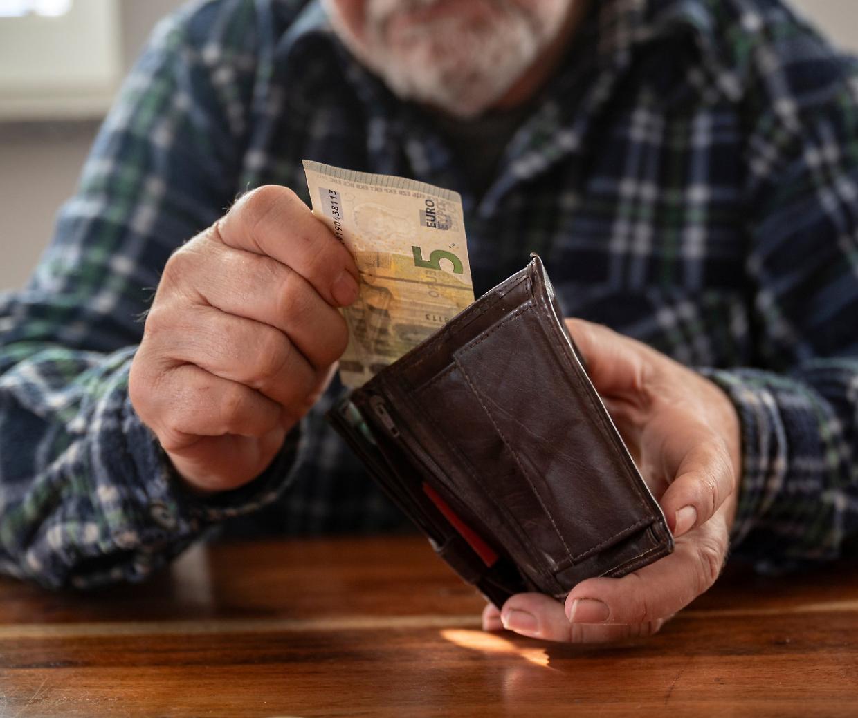 Povertà in Piemonte, mezzo milione a rischio: il dato Eurosat e le sfide che restano