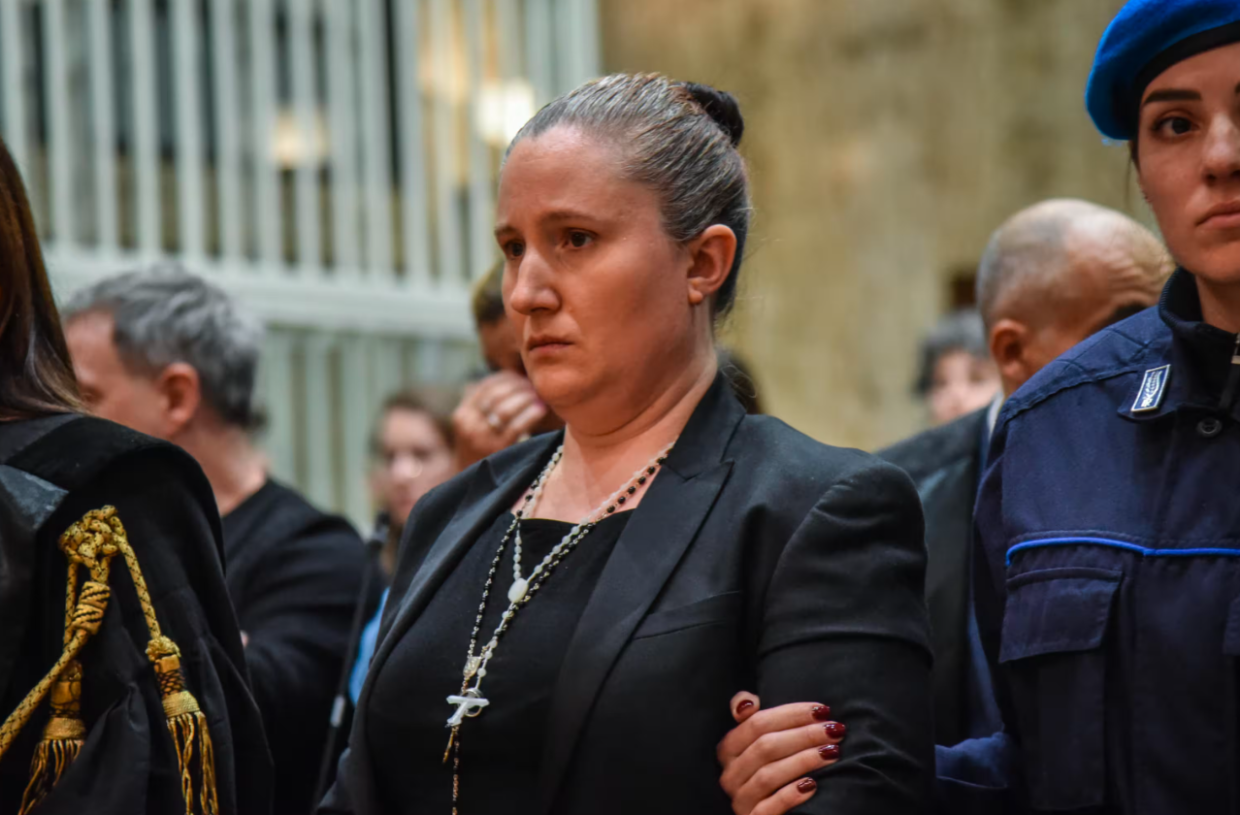 Lascia morire di stenti la figlia: i giudici riducono la pena a 24 anni per Alessia Pifferi