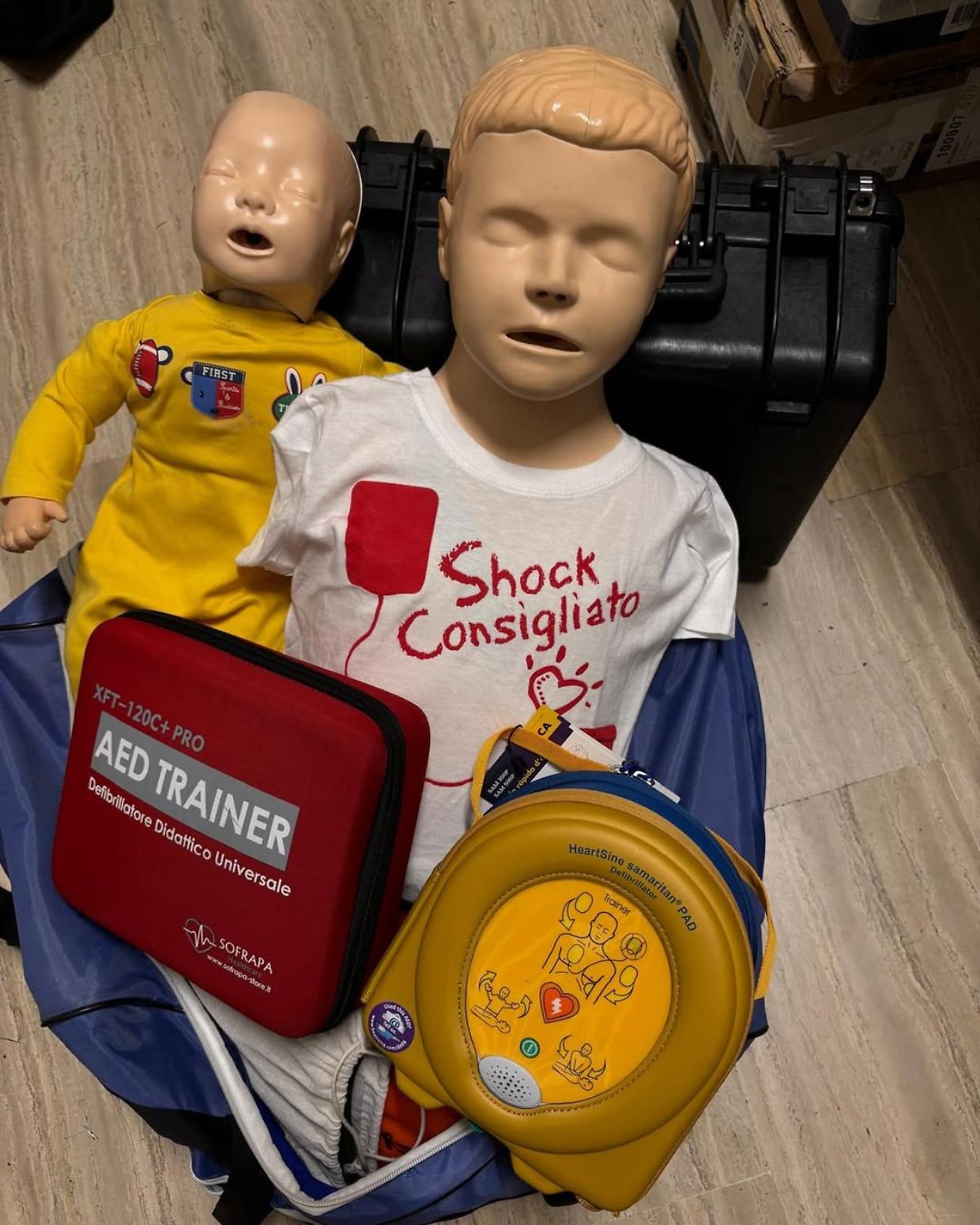 Ladri senza cuore: "Rubati defibrillatori e strumenti per i corsi di rianimazione"