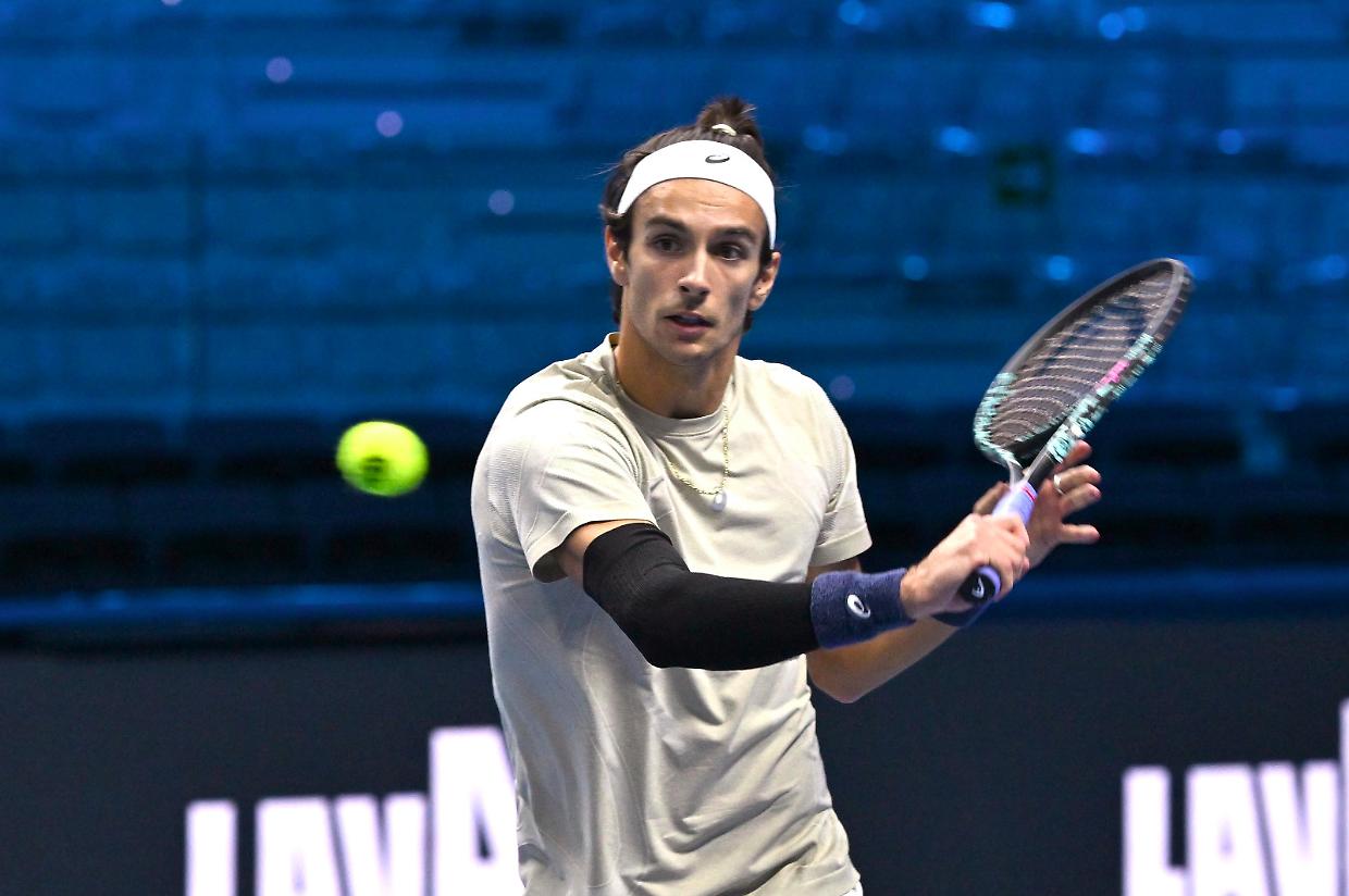 Nitto Atp Finals, la strana vigilia di Lorenzo Musetti in campo con...Achille Lauro (VIDEO) 