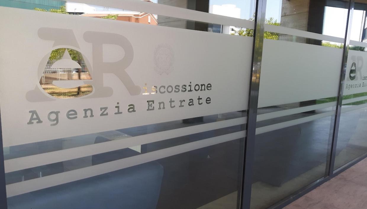 Truffe online: falsi rimborsi e phishing a nome dell’Agenzia delle Entrate