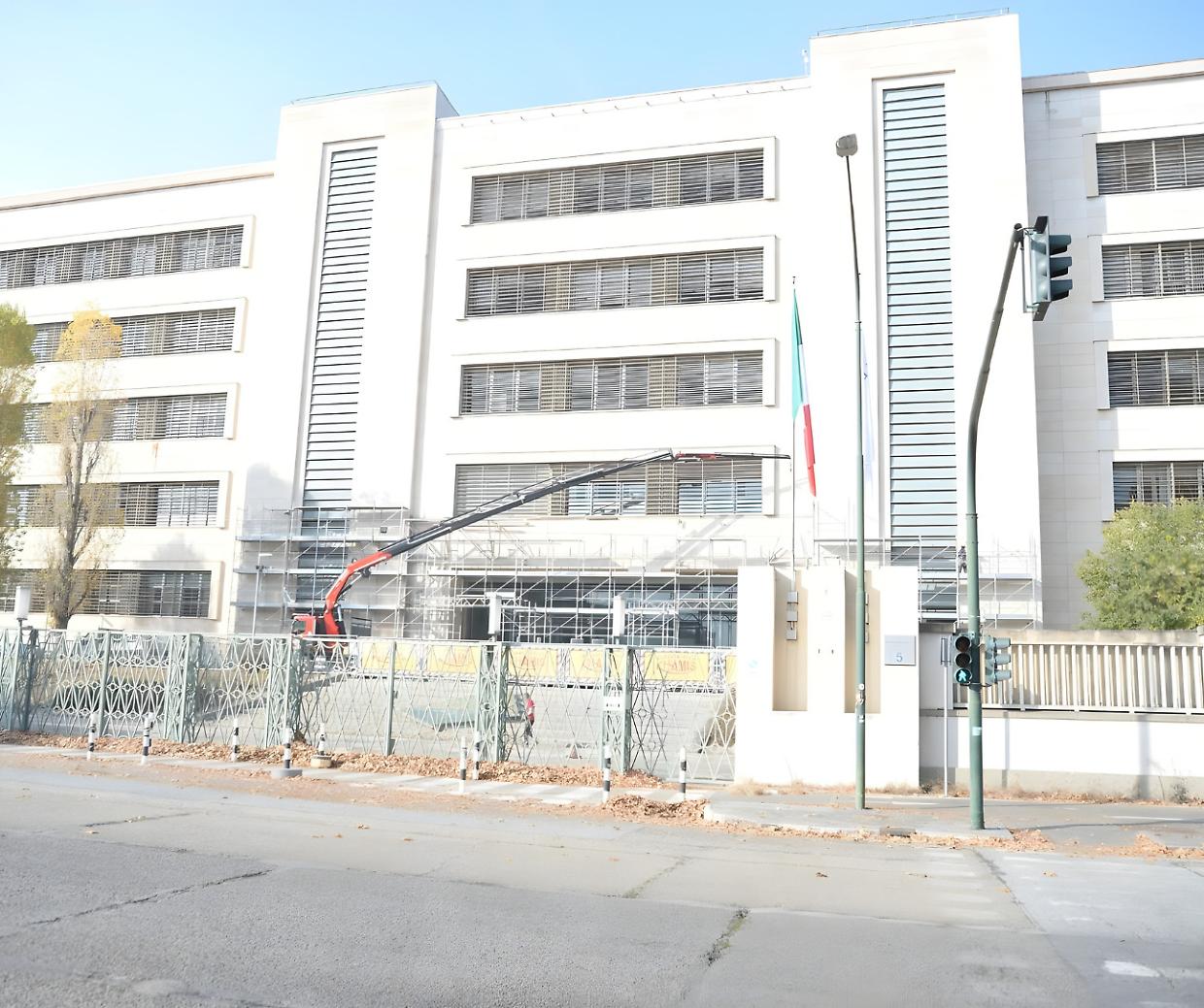 Stellantis, a Mirafiori tolto il marchio Fiat (e non solo). Ecco perch&eacute;