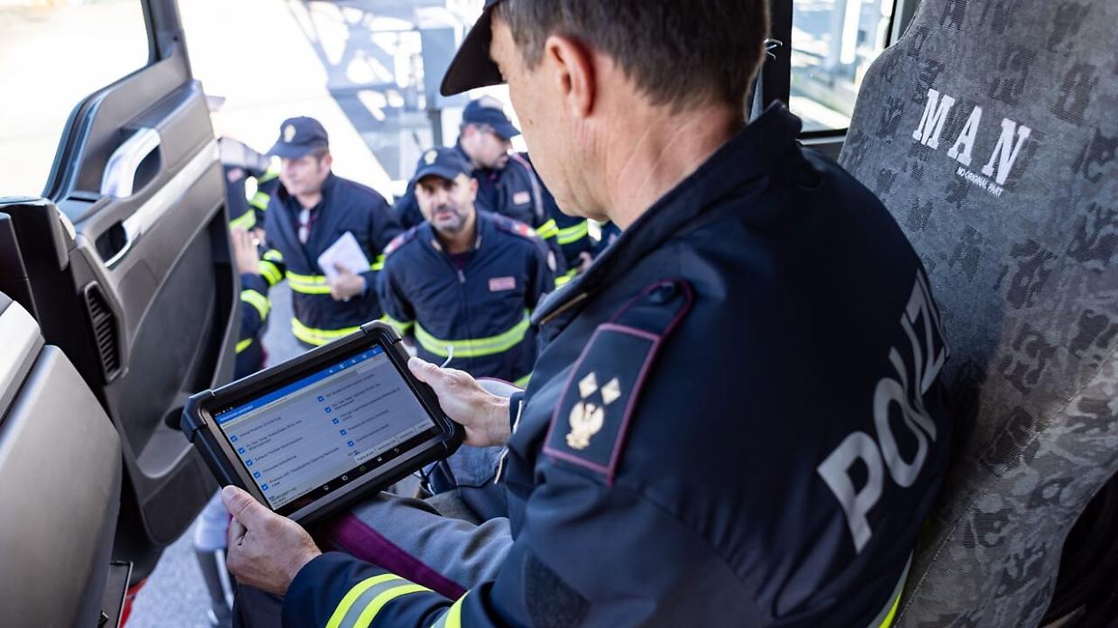 Fap e AdBlue, addio ai trucchi di manomissione: la polizia stradale ora passa al controllo elettronico