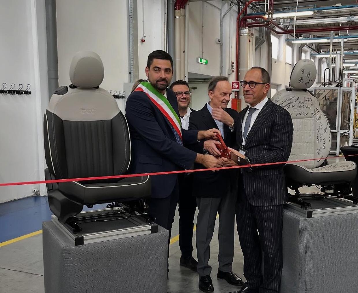 Stellantis, il rilancio di Mirafiori? Martur Italy produrr&agrave; i sedili della Fiat 500 ibrida