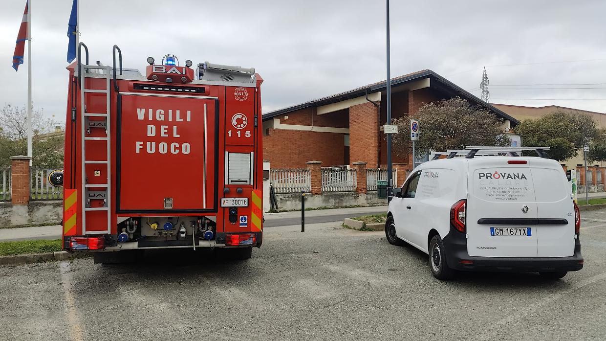 Fuga di gas, evacuata la scuola elementare