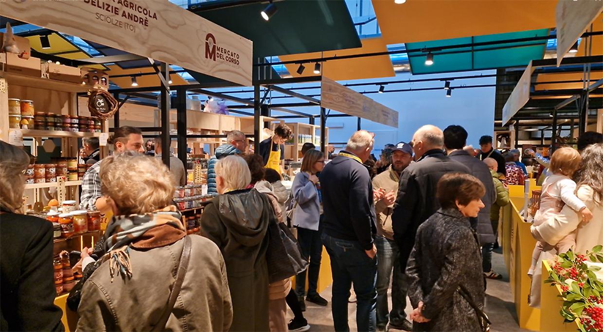 Tour dentro il nuovo mercato coperto di Torino