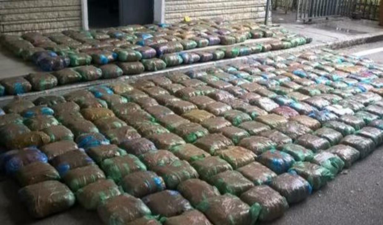 "State tranquilli, qui la polizia non è attenta". Voleva fare come Pablo Escobar: ora è in carcere