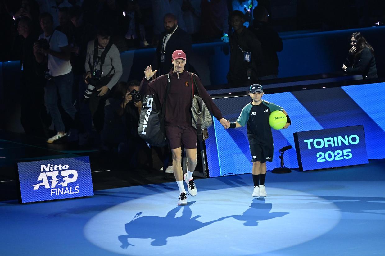 Uragano Jannik: Sinner è ancora in finale a Torino!