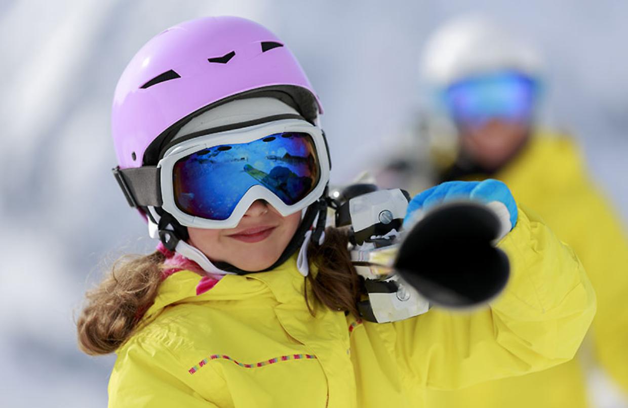 Il casco per sciare è diventato obbligatorio: ecco cosa rischi se lo dimentichi