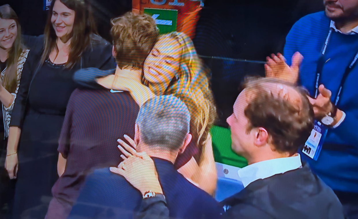 Sinner è il re di Torino (e delle Nitto Atp Finals)! Battuto Alcaraz, poi la dedica alla sua Laila... 