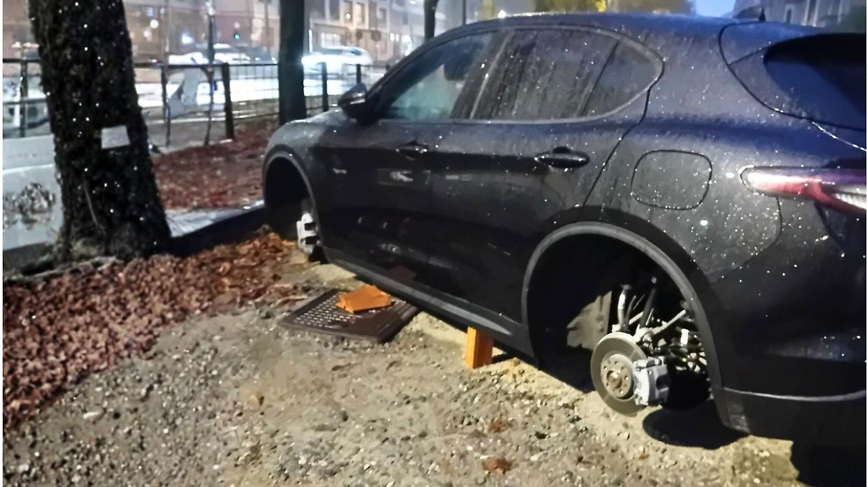 Parcheggia il Suv alla Crocetta e lo ritrova sui mattoni