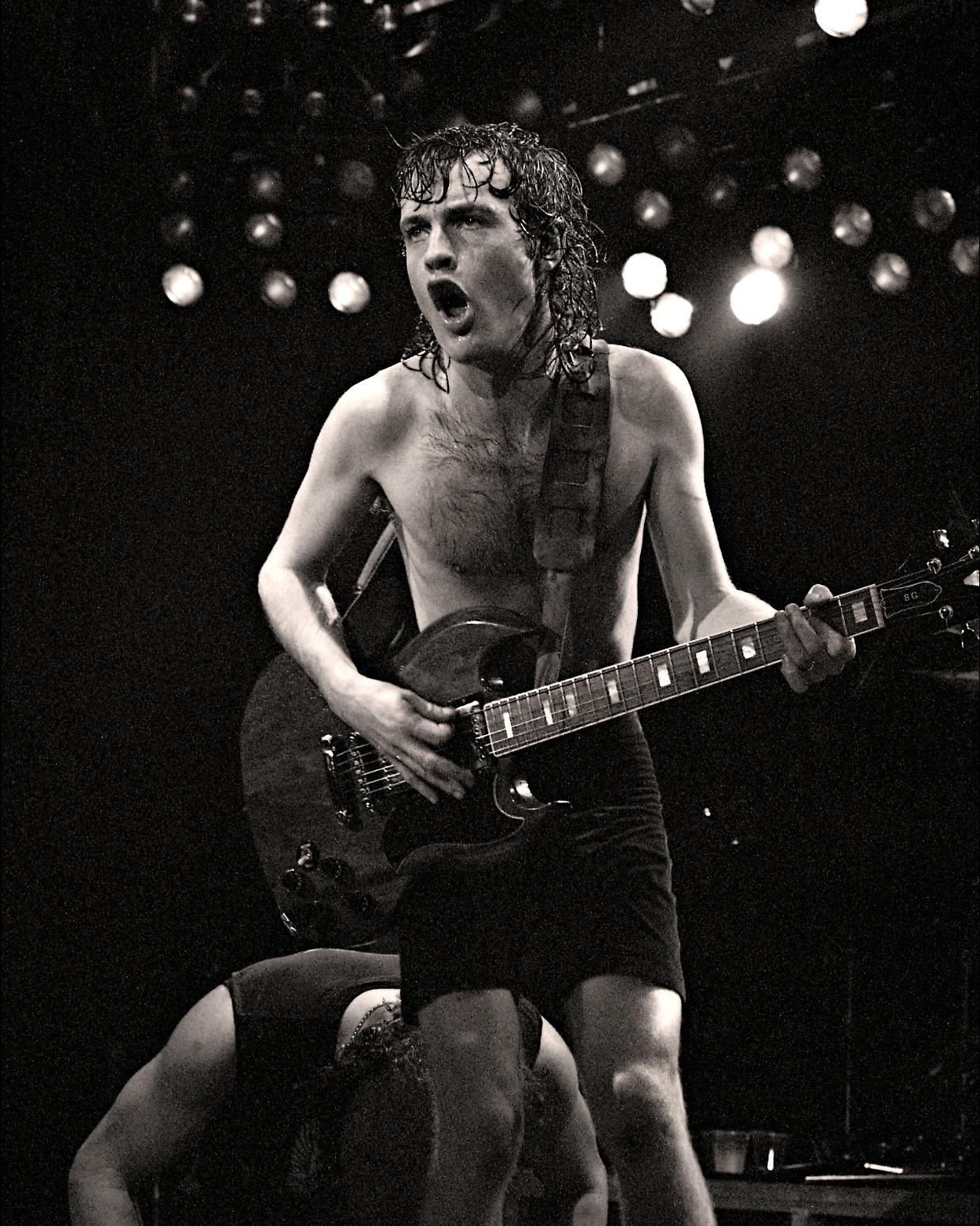 Le 10 canzoni hard rock più iconiche degli anni ’70: ecco quali sono