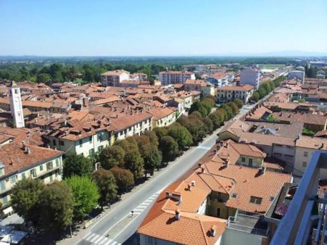 A Rivarolo un nuovo discount punta al capannone dell’ex concessionario 