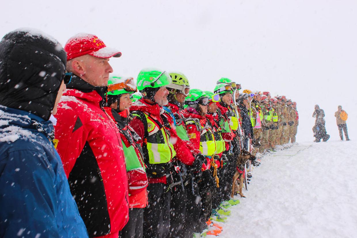 Allerta neve: il soccorso alpino attiva in anticipo l'unità cinofila da valanga a Cuneo