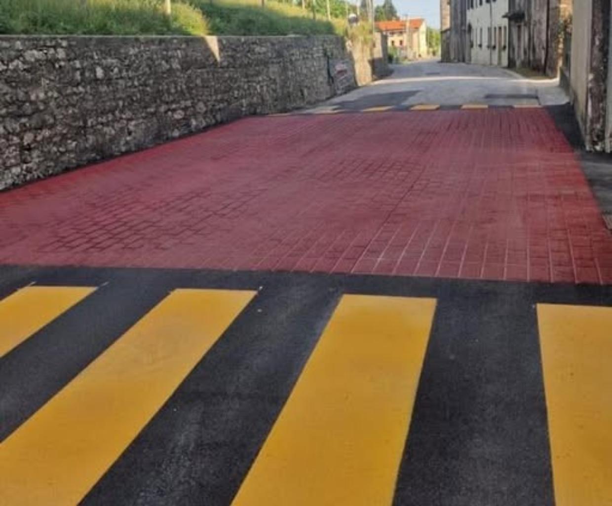 Cuceglio, due nuove piattaforme rialzate per rallentare il traffico nel centro abitato