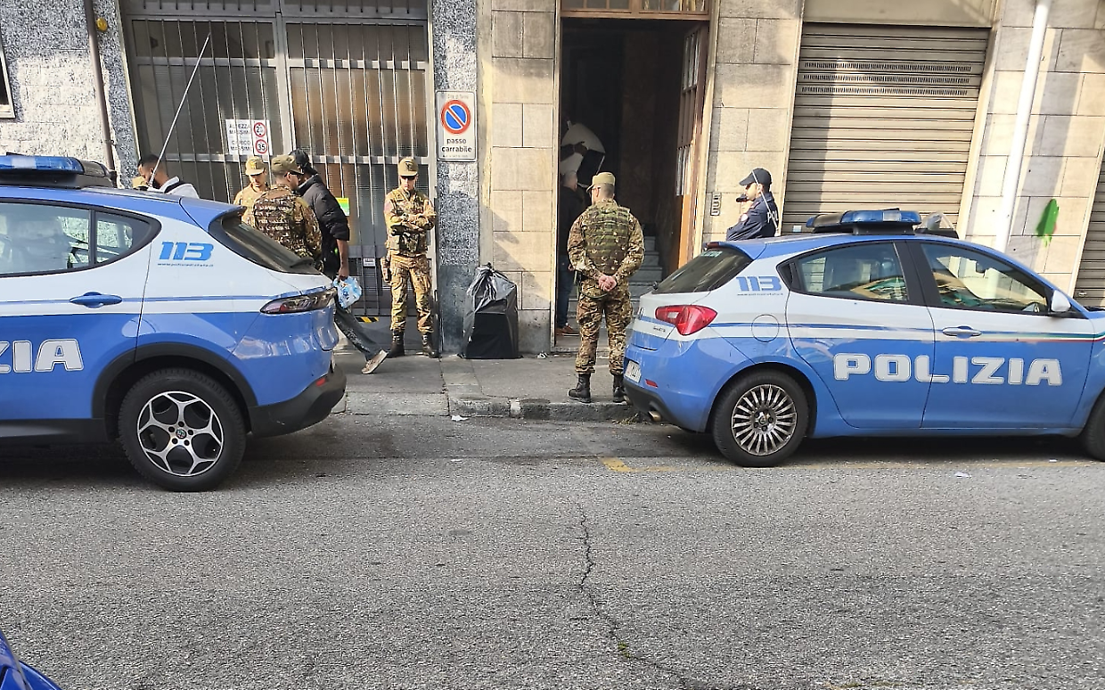 Sgomberato edificio occupato da 4 anni. All'interno anche bambini