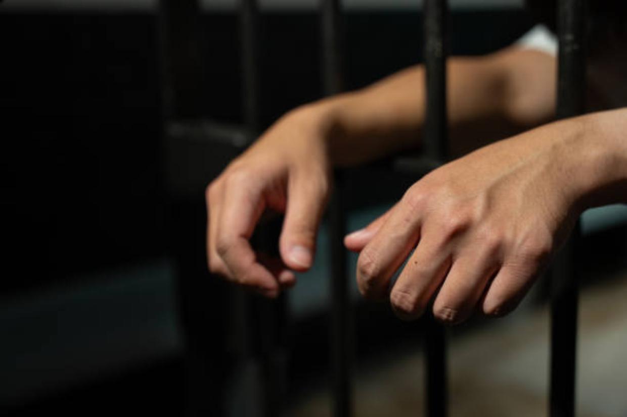 Arrestato a Caselle un uomo condannato per maltrattamenti in famiglia