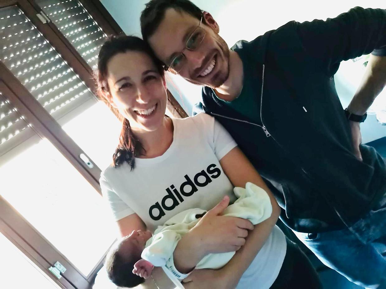 Dalla paura alla gioia: Chiara sconfigge un tumore e dà alla luce Mattia