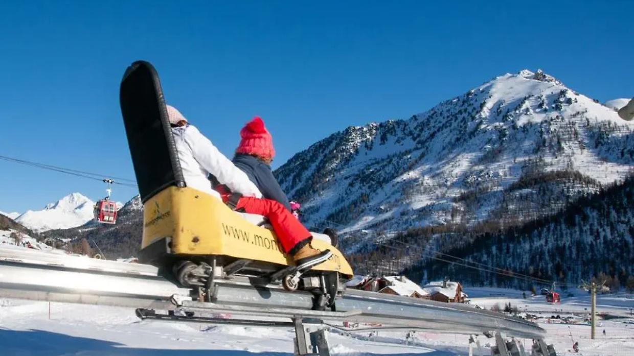 Monginevro, parte la slitta Monty Express: tre giorni di adrenalina e panorami mozzafiato 