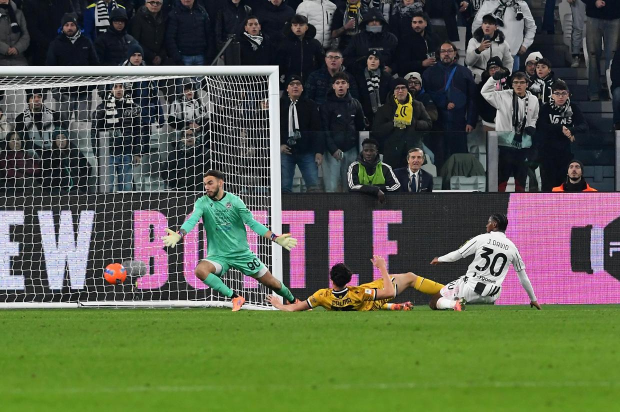 L'autogol di Palma che sblocca Juventus-Udinese