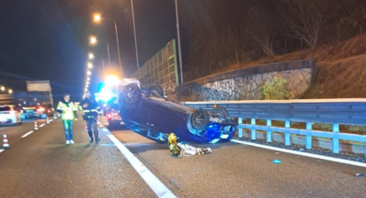 Incidente sulla Tangenziale Sud verso Piacenza: un veicolo ribaltato, traffico in tilt