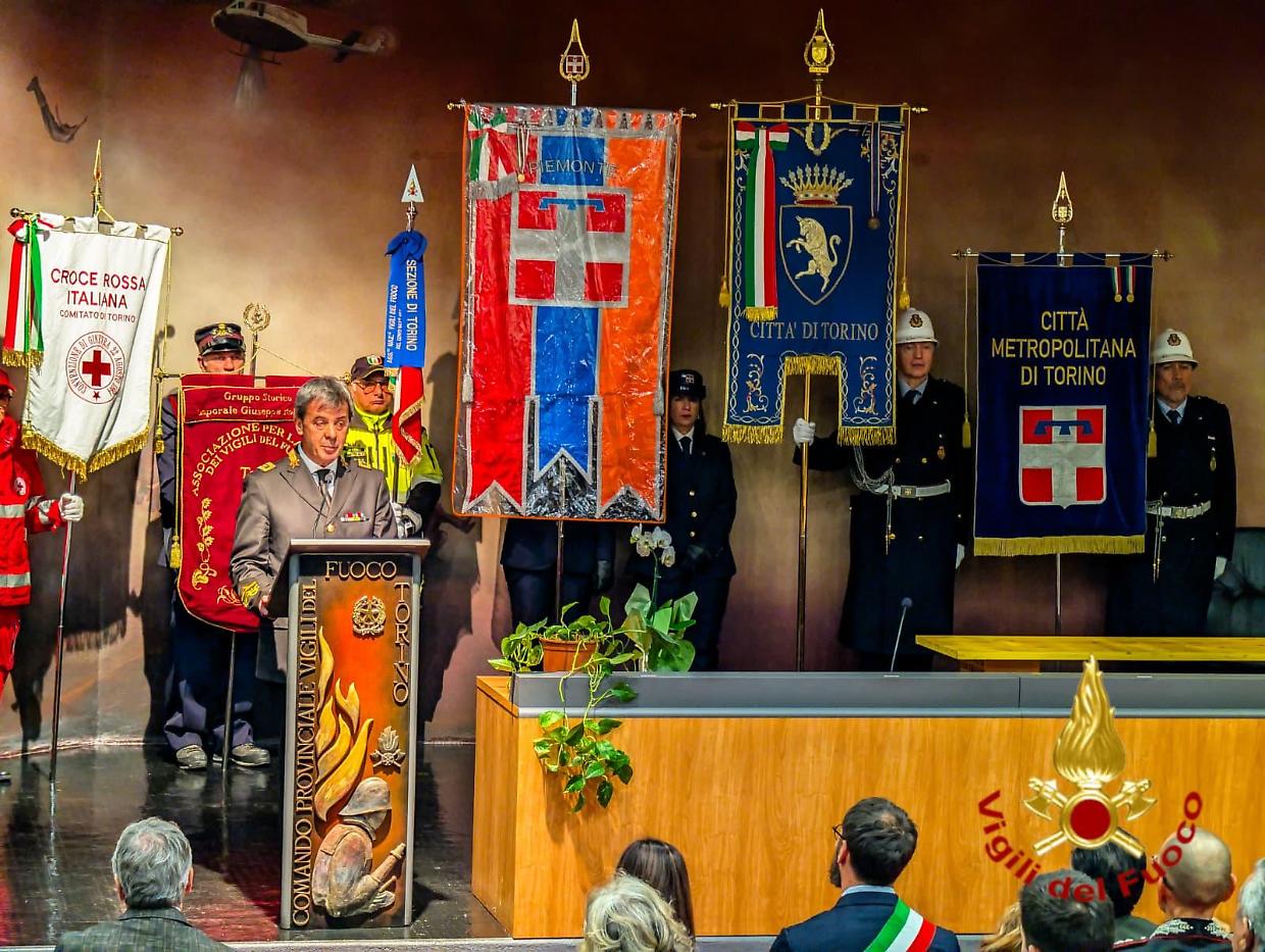 Torino celebra Santa Barbara: il Comando dei vigili del fuoco rende omaggio alla patrona