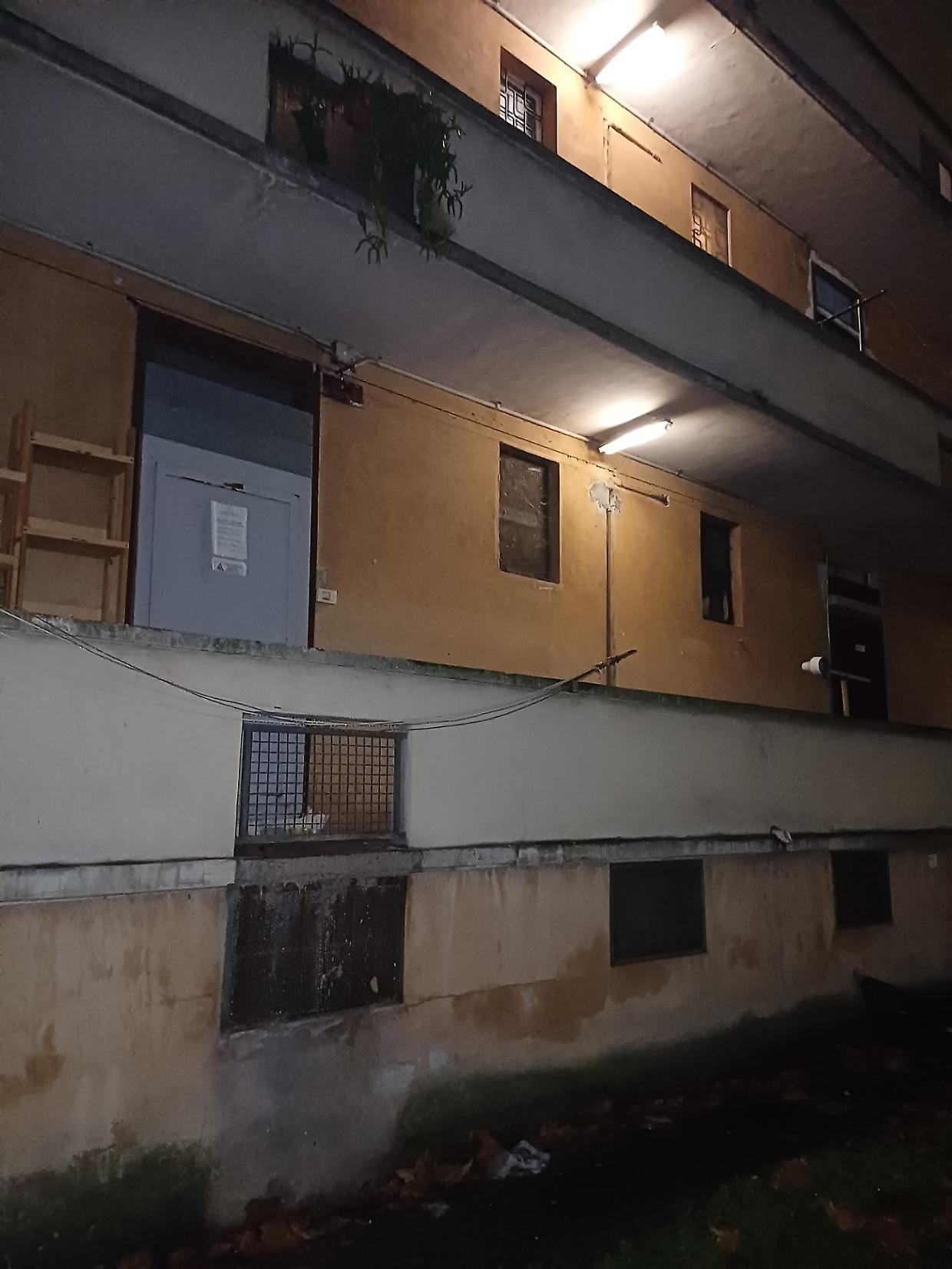 Alloggio popolare occupato da anni, scatta il blitz: ieri sera lo sgombero