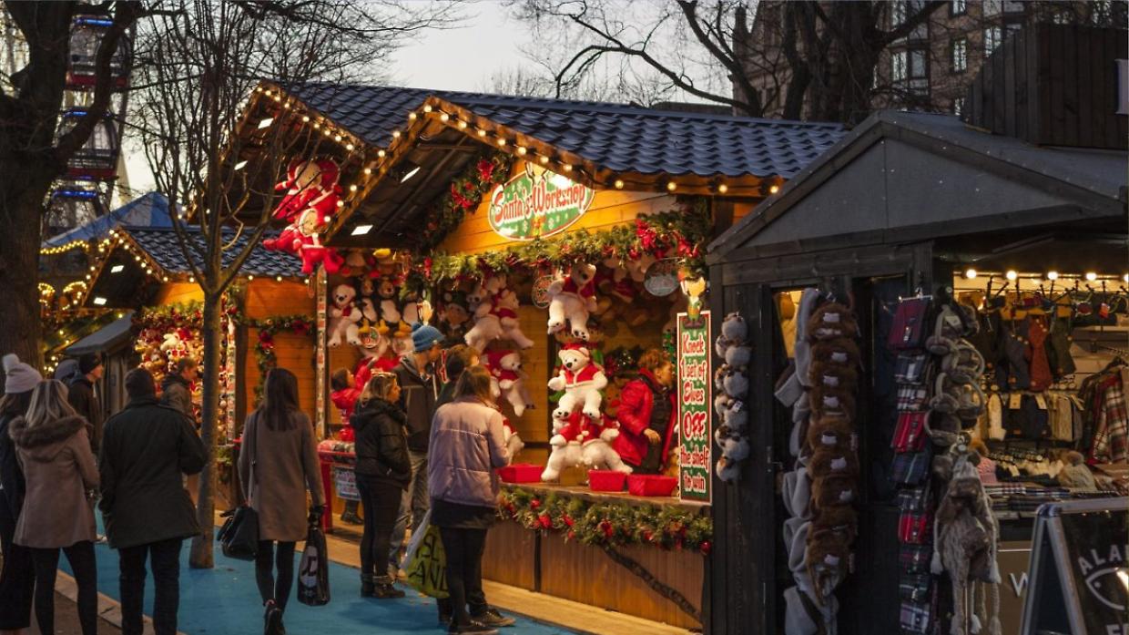 Chianocco, al castello torna il Mercatino di Natale: tra banchi, presepe meccanico e memoria della Ferrovia Fell