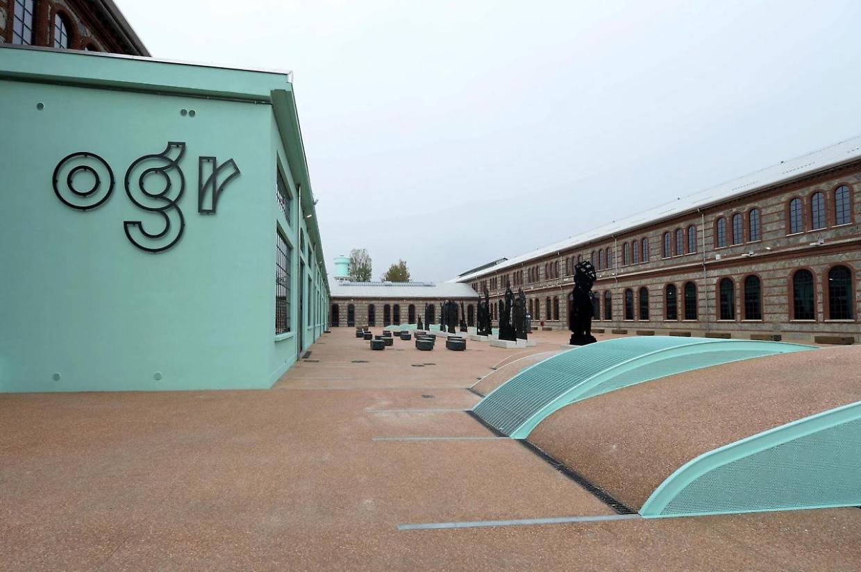 Alle OGR il convegno degli Ingegneri di Torino, eVISO dona un assegno alla Fondazione FARO