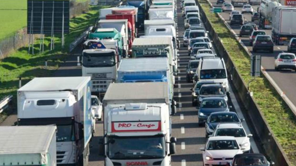 Cabotaggio abusivo, la stretta francese accende il dibattito: ASTRA Cuneo chiede più controlli